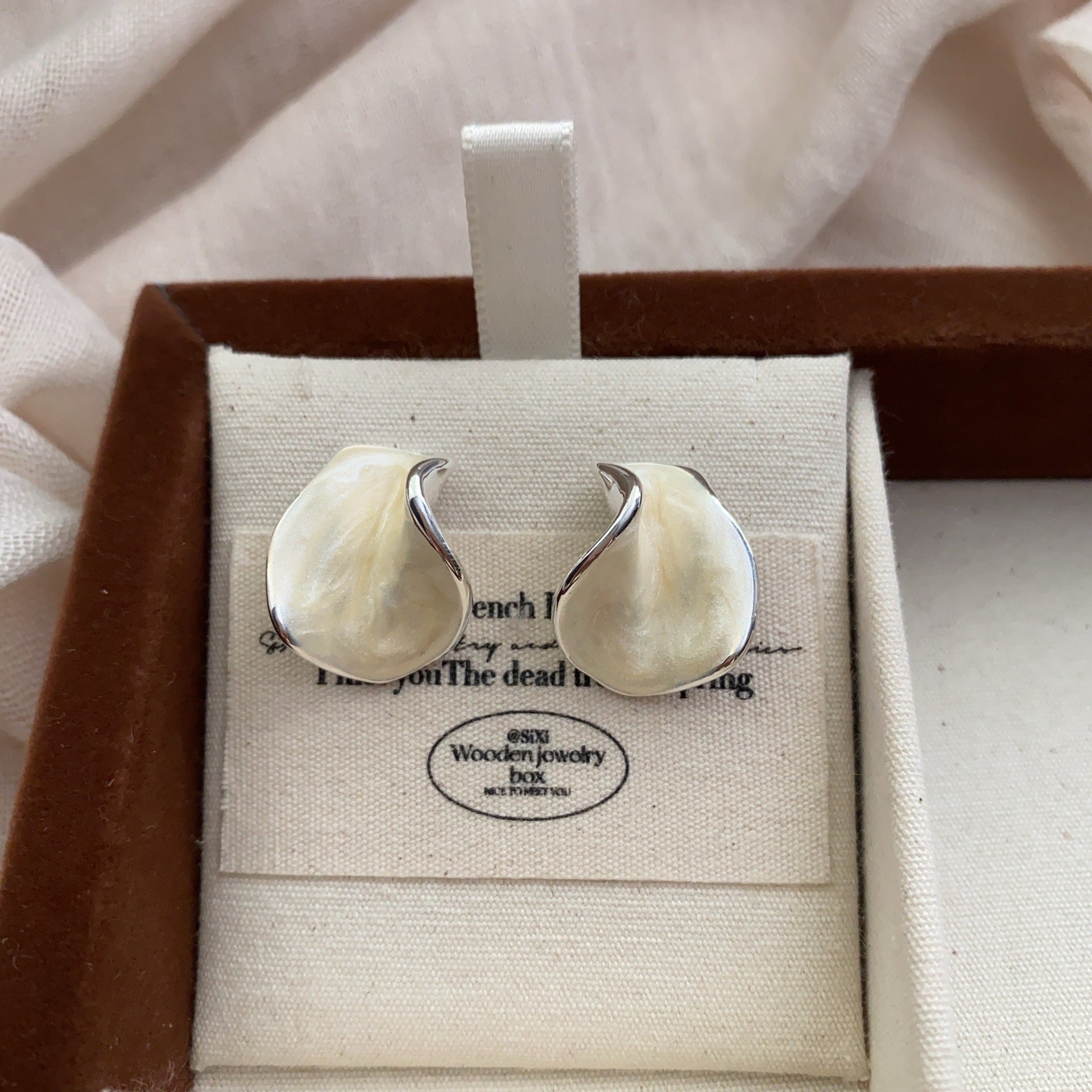 SILVER EAR CUFF