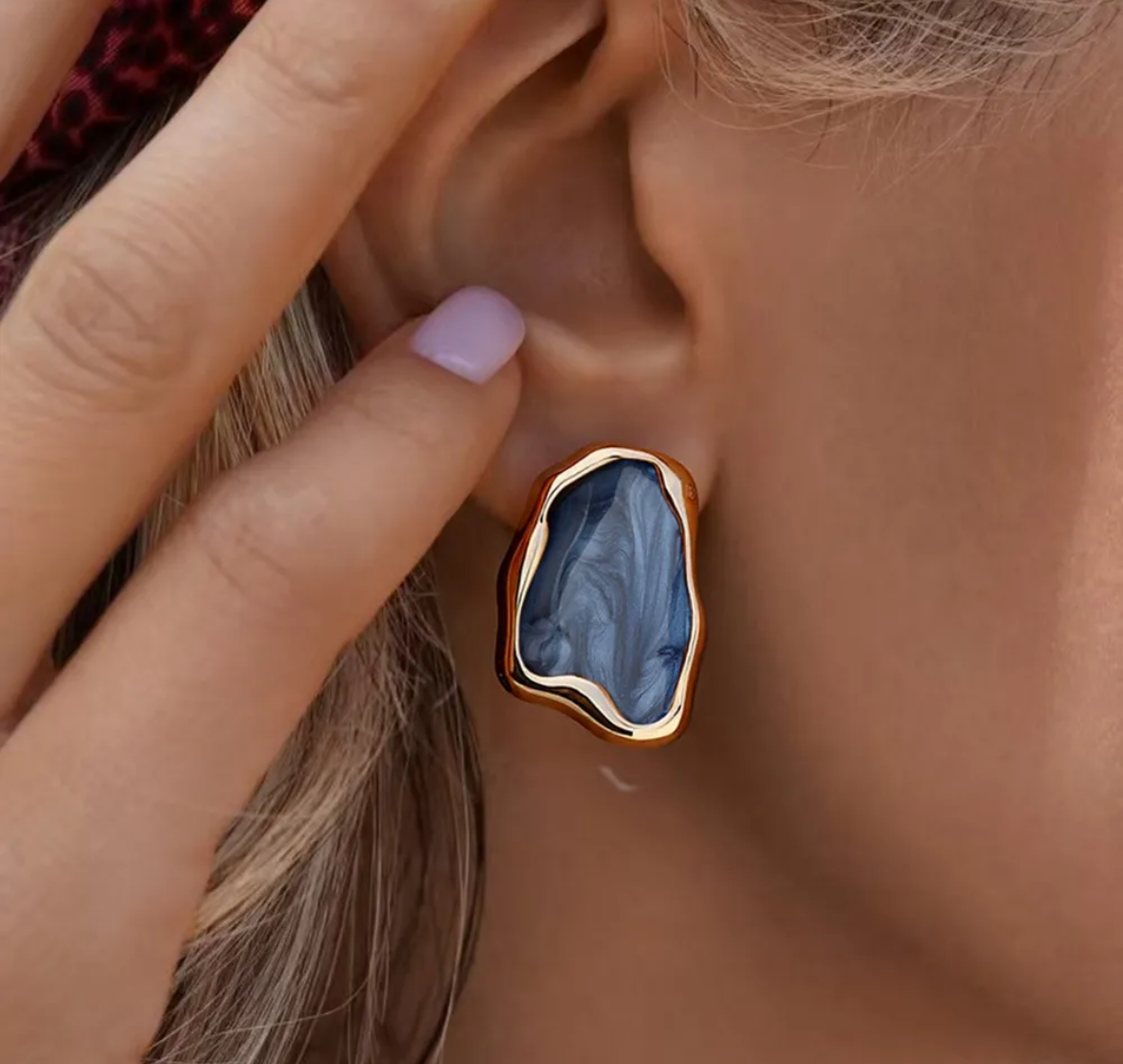 STAINLESS STEEL EAR STUDS