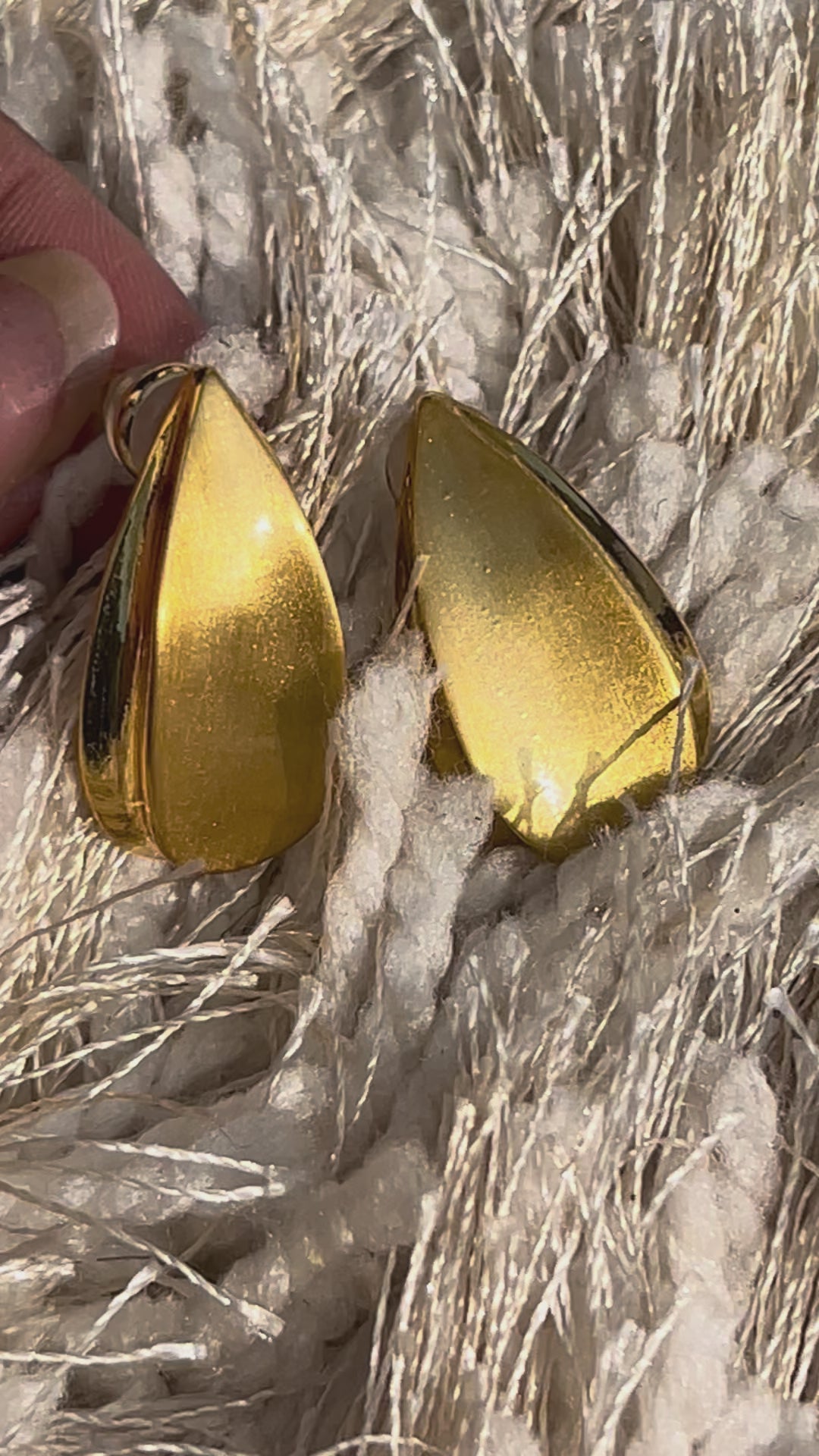 METAL EAR CUFF