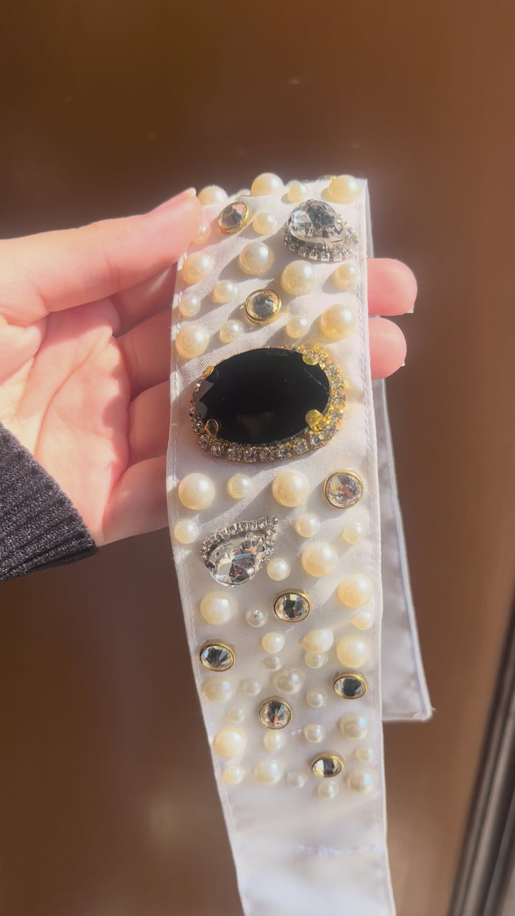 Black Crystal & Pearl Detail Choker